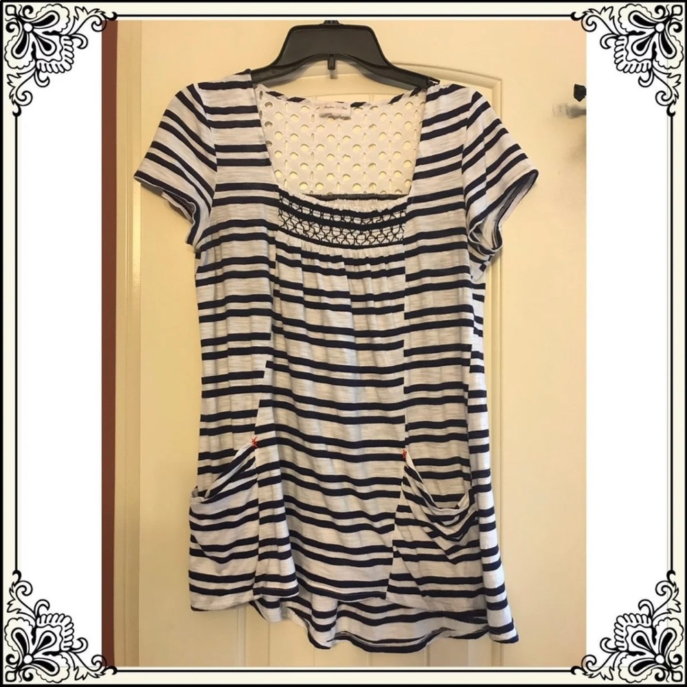 Anthropologie Medium Top With Pockets